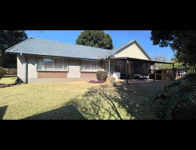 4 BEDROOM HOUSE FOR SALE IN FLORIDA PARK